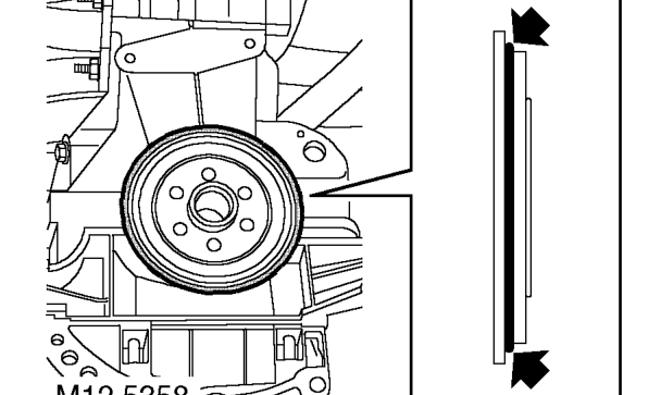 Remove all traces of oil and sealant from cylinder block, oil seal recess and running surf