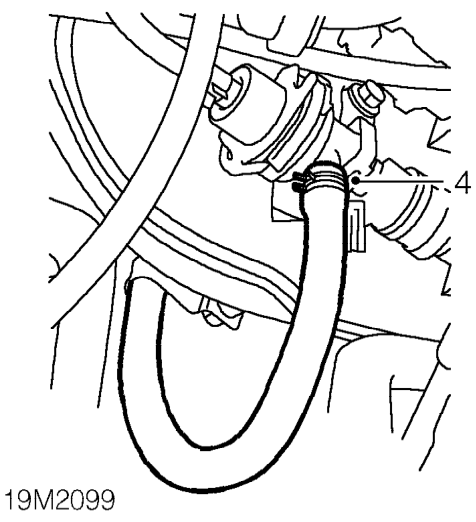 Fuel rail - vvc – Position absorbent cloth around fuel filter outlet union. Slacken union to relieve fuel pr
