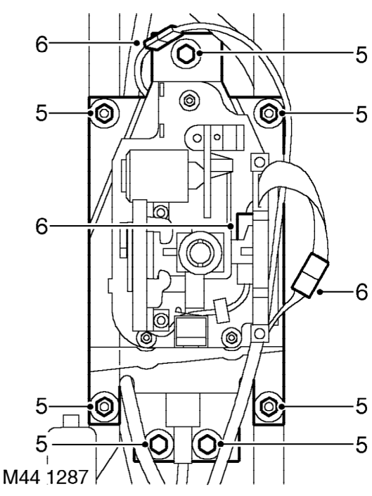 Lever - gear change – Remove 4 Torx bolts securing SRS DCU support bracket and release earth lead. Position supp