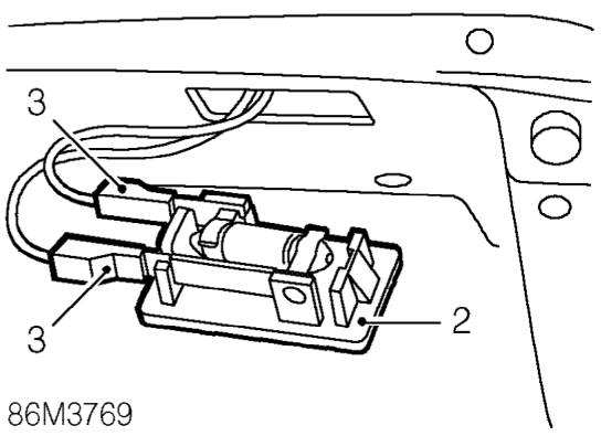Glovebox lamp – Open glove box.