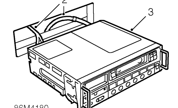 Radio – Fit radio removal tools SMD 4091 to release retaining clips. Pull on tools to release radi