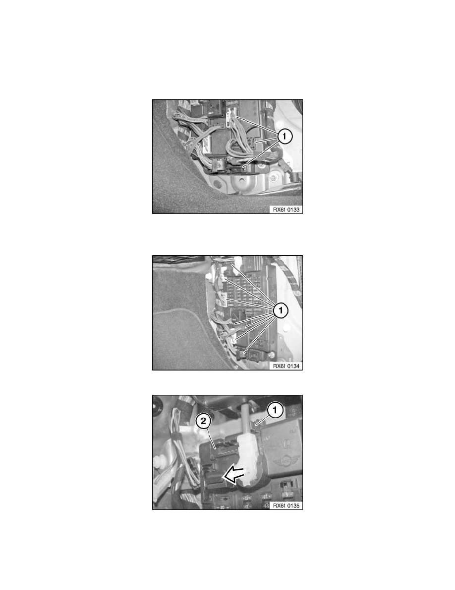 Power and Ground Distribution > Fuse Block > Component Information >  Service and Repair > 61 13 Replacing Relay Carrier/Fuse Box (In Engine  Compartment on ...