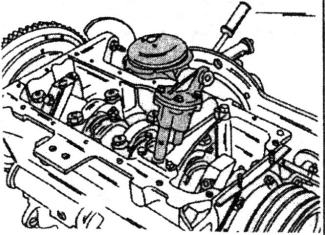 The oil pump is fitted to the bottom of the crankcase.