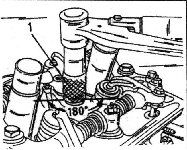 Angle-tightening the cylinder head bolts when the angle is 180°