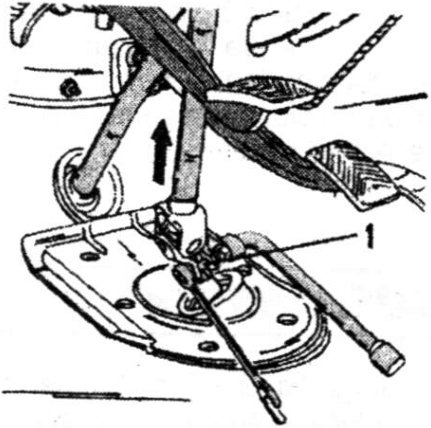 Steering shaft disengagement diagram showing clamp bolt, union nut, and steering pinion with arrow indicating push direction.