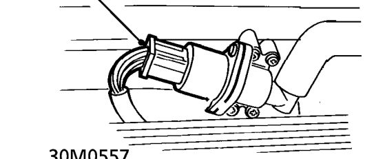 Inlet manifold chamber gasket – Release clip and disconnect air intake hose from throttle housing.