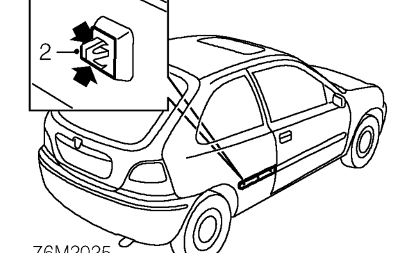 Rear quarter rubbing strip – Remove rear quarter lower trim casing. See Interior trim components.