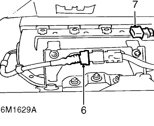 Airbag control and diagnostic unit - ’d’ series – Remove glove box. See BODY, Interior trim components.