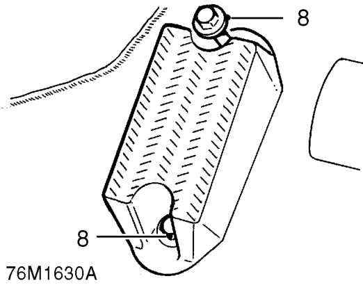 Airbag control and diagnostic unit - ’d’ series – Remove RED safety connector from storage clip and fit to passenger airbag module multiplug