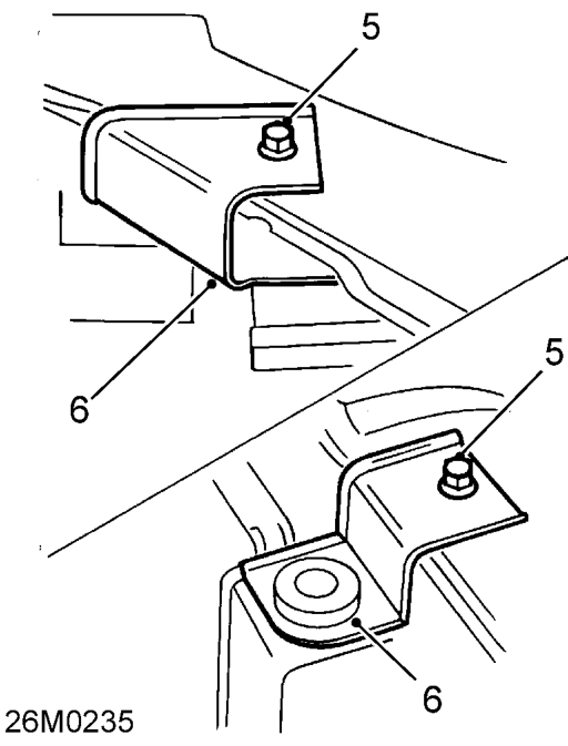 Radiator - ’k’ series without air conditioning – Disconnect multiplug from radiator cooling fan.