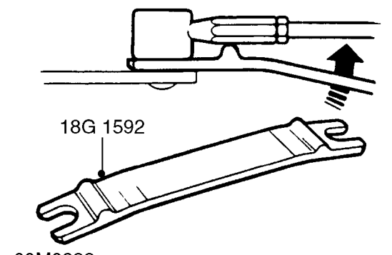 Anti-roll bar - manual gearbox – Release front pipe mounting rubber.