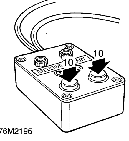 Connect tool SMD 4082/1 to battery.