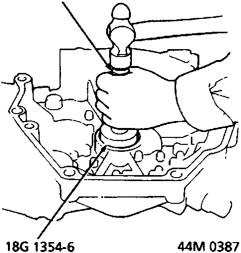 Diagram showing driving in the new mainshaft bearing using tool 18G 1354 and 18G 1354-6
