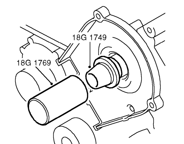 Lubricate inner lip of new seal with clean engine oil.