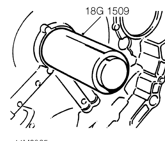 Input shaft seal – Lubricate new ’O’ ring with gearbox fluid and fit onto input shaft.