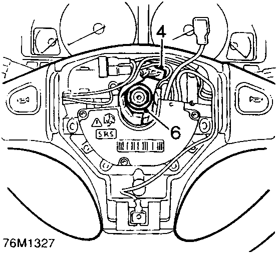 Diagram of steering wheel assembly showing the SRS multiplug connection point (4) and central hub (6).