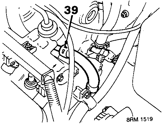 Diagram showing fuel return hose 39 disconnected from fuel rail
