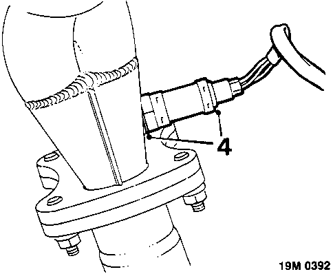 Diagram showing oxygen sensor (4) being removed from the exhaust pipe flange