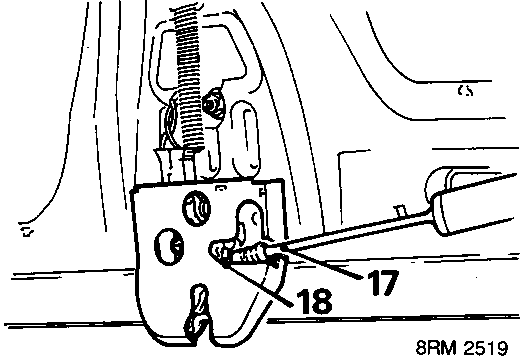 Diagram showing luggage compartment lid lock mechanism with callouts 17 and 18