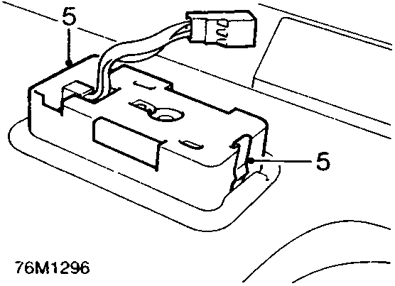 Diagram showing retaining clips and lamp assemblies on the back of the trim pad
