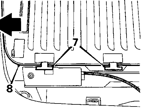 Diagram showing sunroof blind and drain channel area with callout numbers 7 and 8