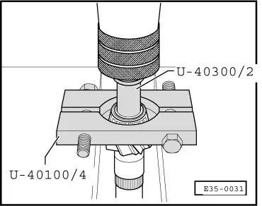 E35-0031