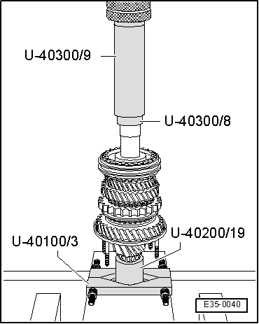 E35-0040