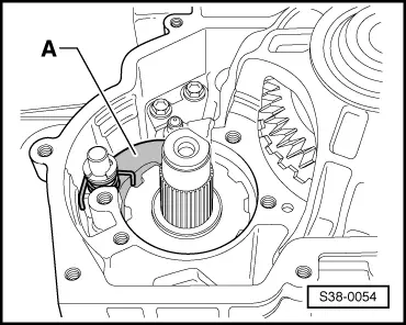 S38-0054