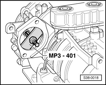 S38-0018
