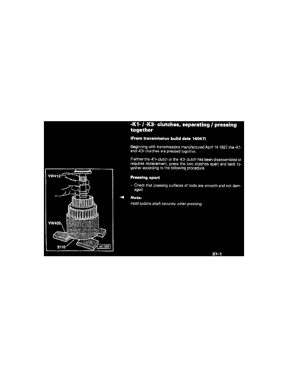 Volkswagen Service and Repair Manuals > Passat Sedan V62771cc